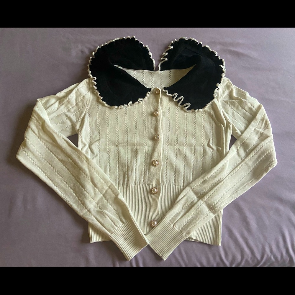 Zara sweater cardigan pearl button
